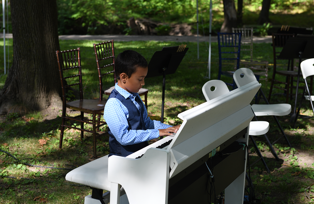 Show your culturePerform!